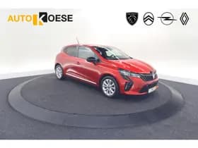 Renault Clio — 2024, 28.653 km