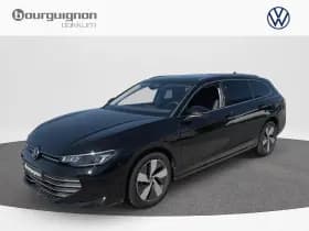Volkswagen Passat — 2025, 22.072 km