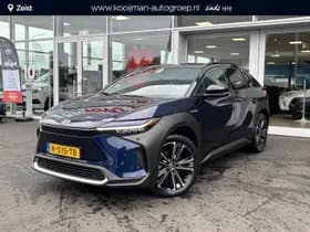 Toyota bZ4X — 2022, 10.251 km