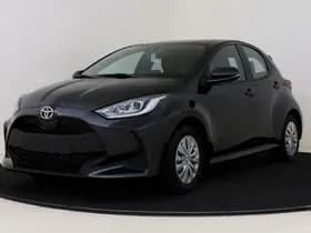 Toyota Yaris — 2026, 10 km