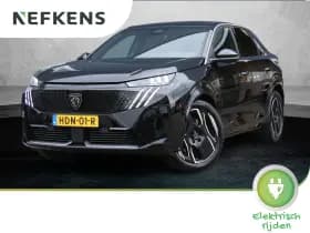 Peugeot e-3008 — 2025, 8.425 km