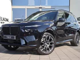 BMW X7 — 2026, 1 km
