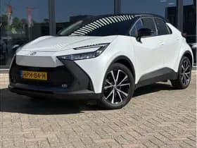 Toyota C-HR — 2025, 43.203 km