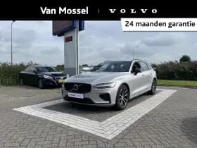 Volvo V60 — 2025, 4.457 km