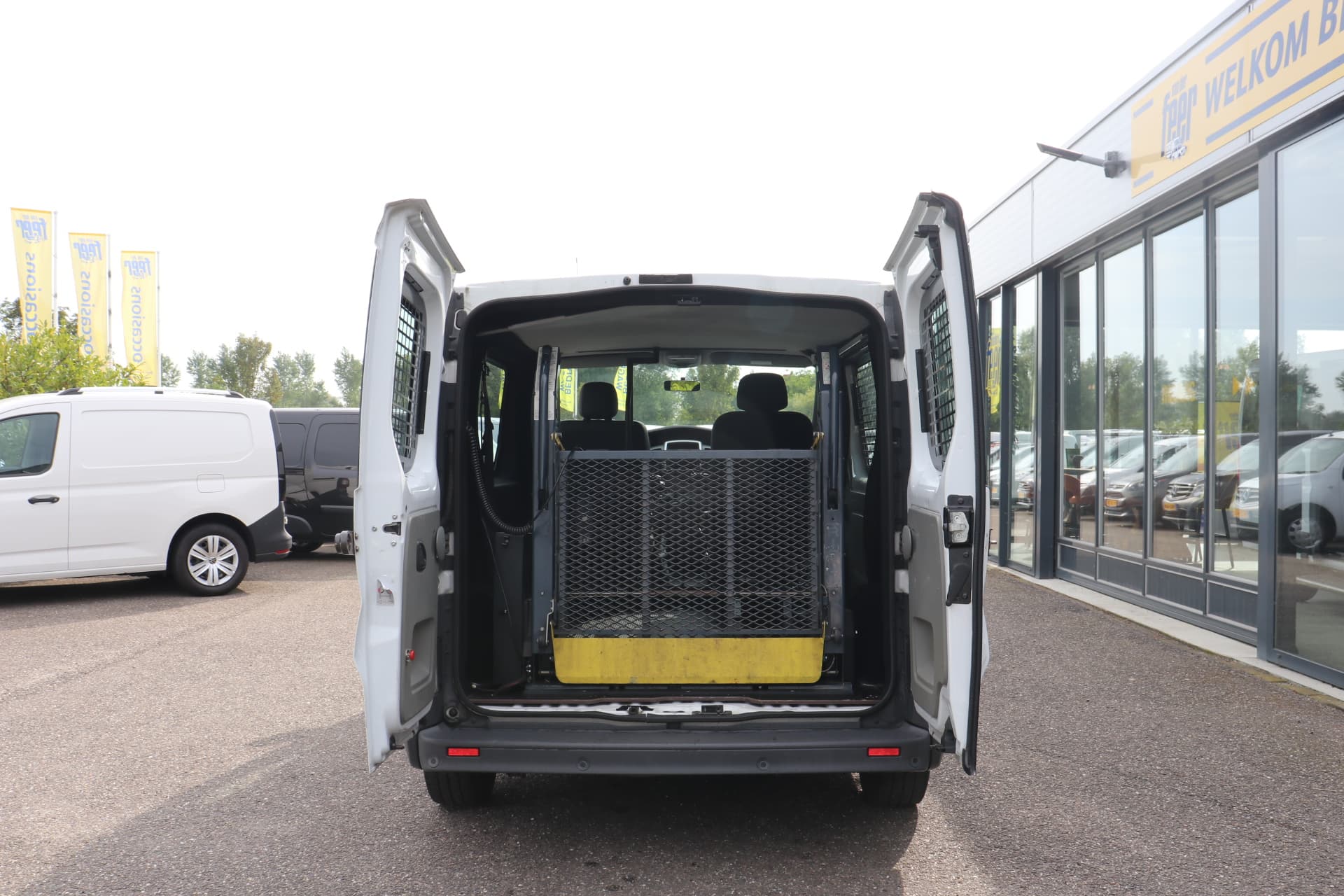 Renault Trafic 2.0 dCi T27 L1H1 Eco Rolstoelwagen thumbnail 17