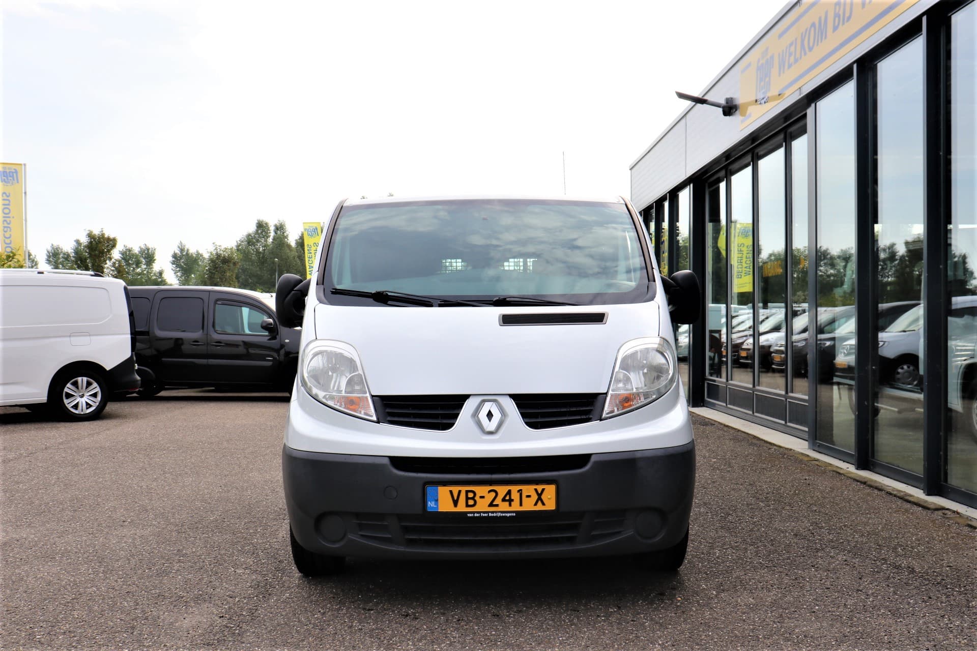 Renault Trafic 2.0 dCi T27 L1H1 Eco Rolstoelwagen thumbnail 4
