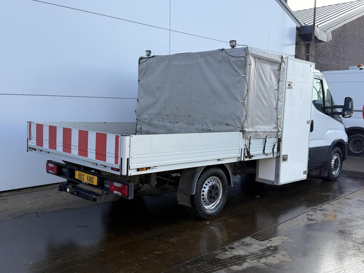 Iveco Daily 35s16 23 Daily 35S16 2.3 thumbnail 4