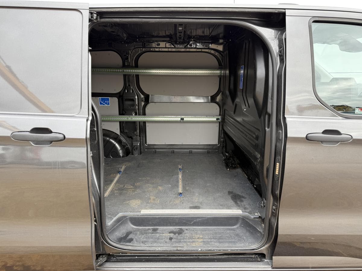 Ford Transit custom 320 20 tdci 136pk Transit Custom 320 2.0 TDCI 136PK thumbnail 9