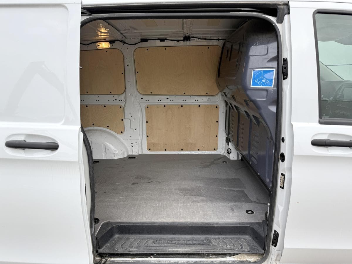 Mercedes-Benz Benz vito 116 19 cdi Vito 116 1.9 CDI thumbnail 9