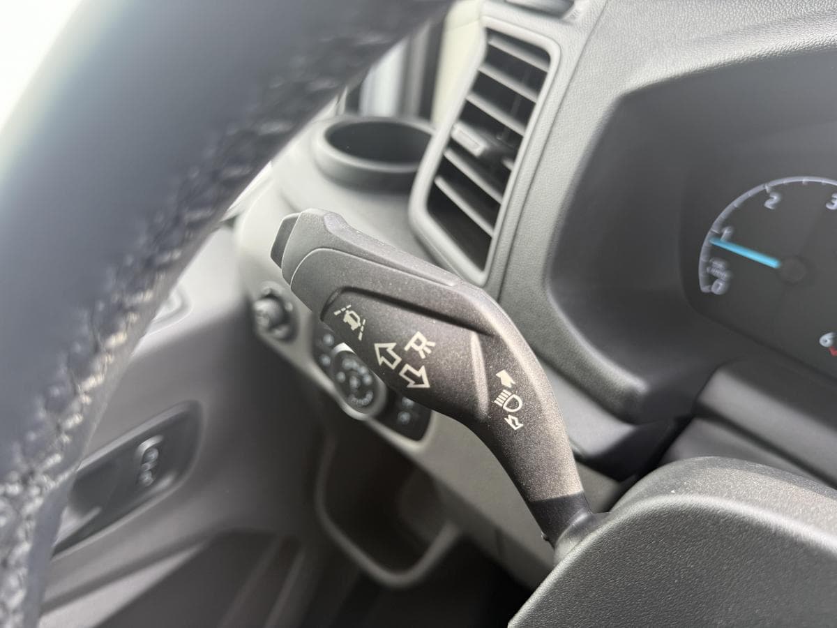 Ford Transit 350 20 tdci 130pk Transit 350 2.0 TDCI 130PK thumbnail 15