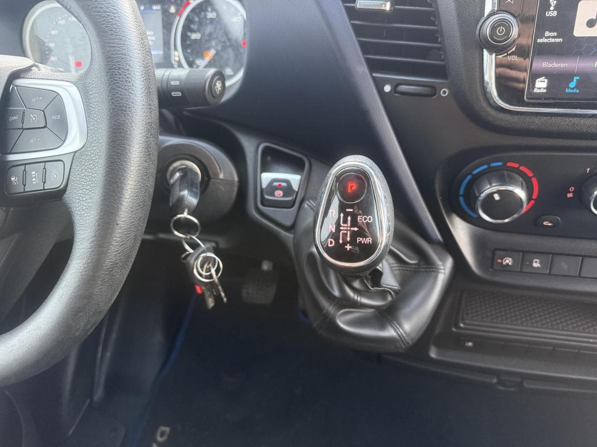 Iveco Daily 35s16 23 Daily 35S16 2.3 thumbnail 20