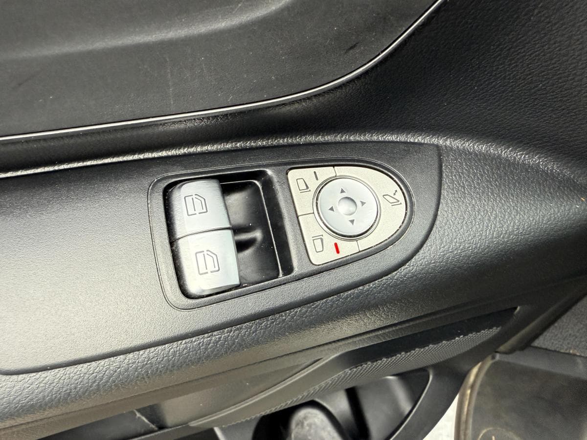 Mercedes-Benz Benz vito 116 19 cdi Vito 116 1.9 CDI thumbnail 23