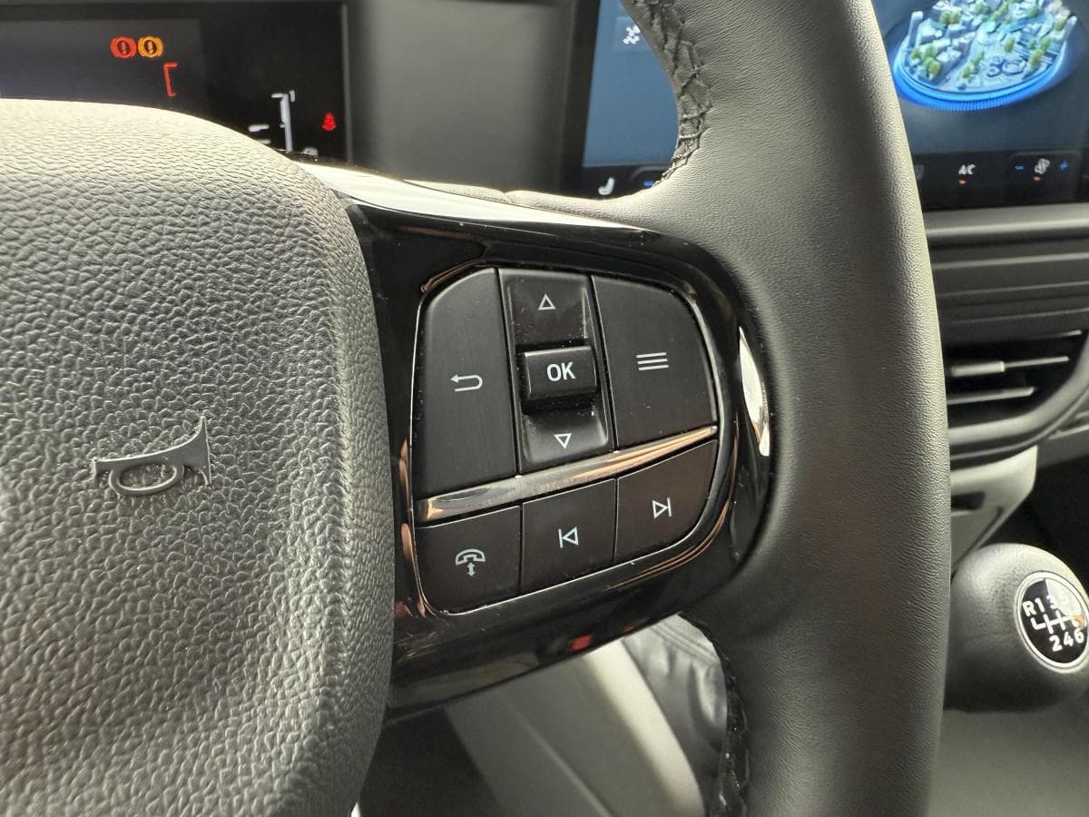 Ford Transit custom 320 20 tdci 136pk Transit Custom 320 2.0 TDCI 136PK thumbnail 24