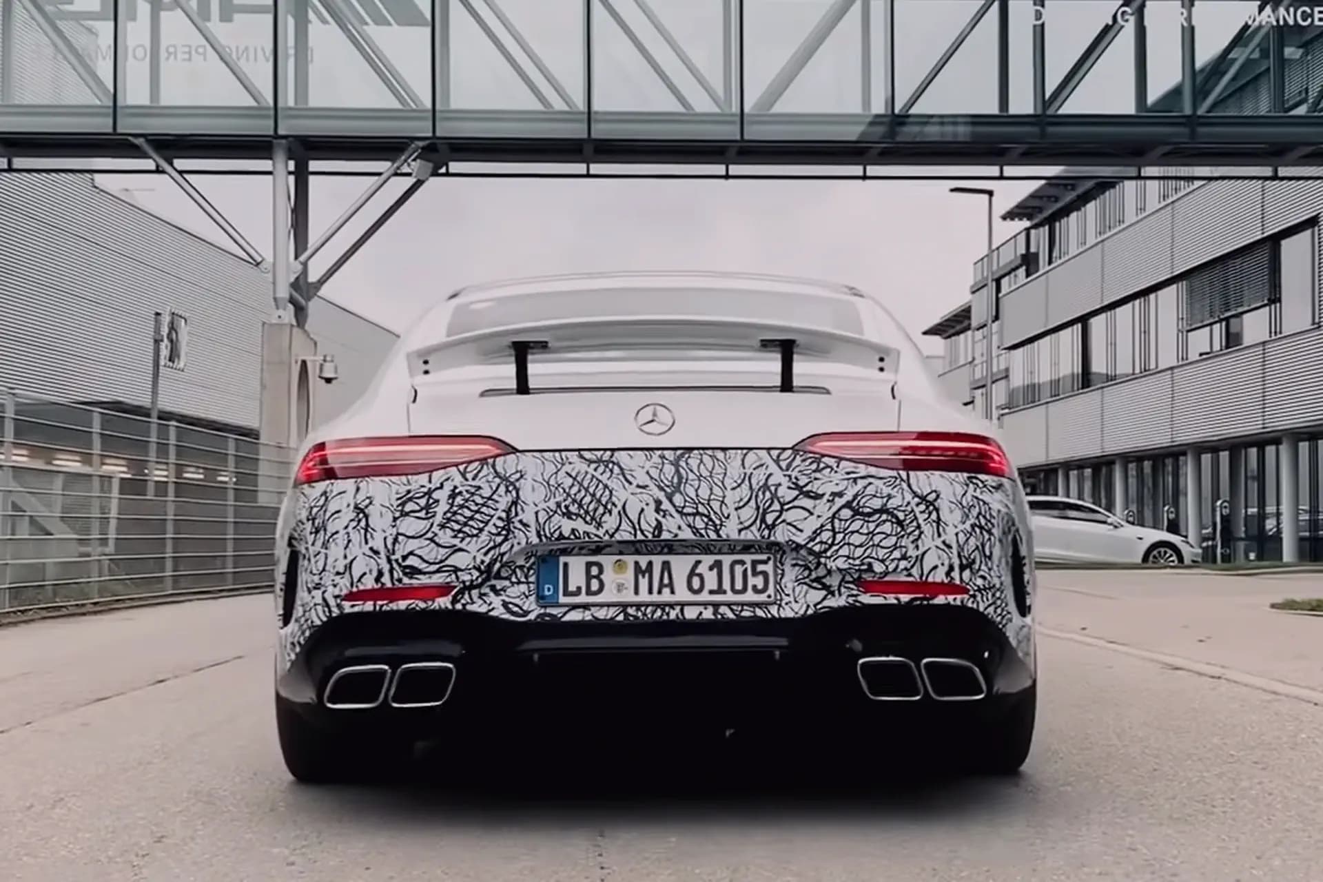 Mercedes-AMG hint naar hybrideversie GT 4-Door Coupé