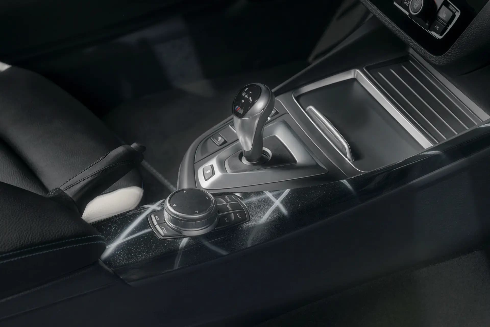 Autokunst: BMW M2 Edition by Futura 2000