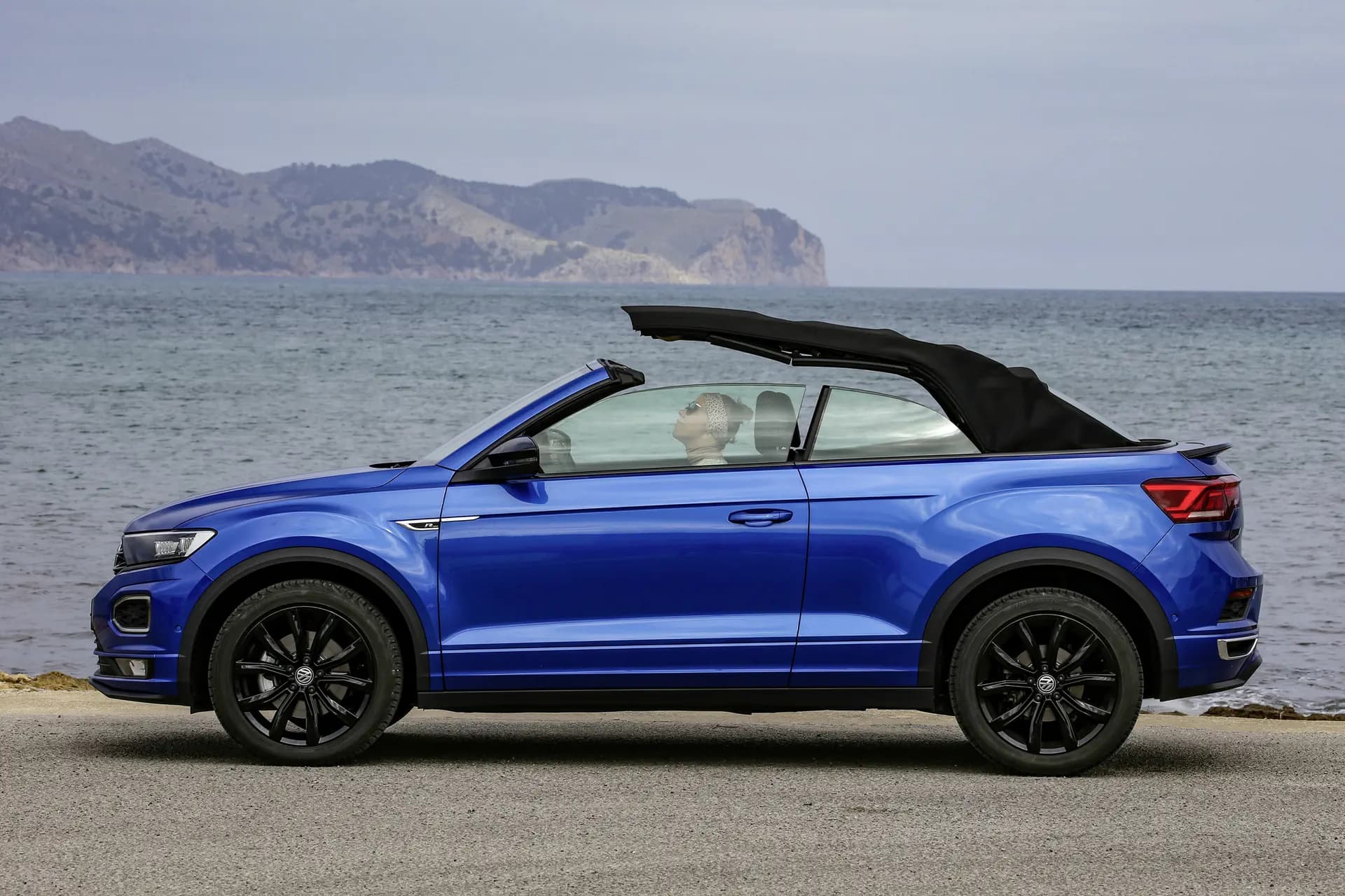 Vanafprijs Volkswagen T-Roc Cabriolet 35.740 euro