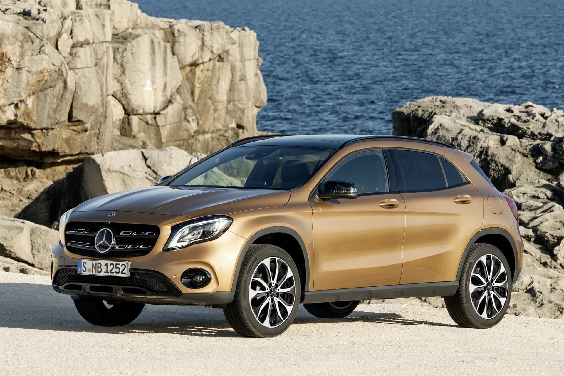 Mercedes-Benz GLA vanaf 599 euro per maand