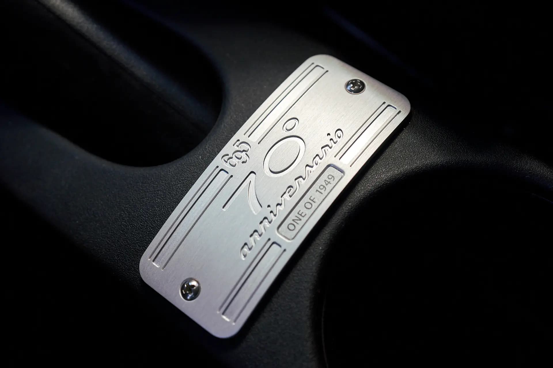 Abarth 695 70° Anniversario heeft enorme spoiler