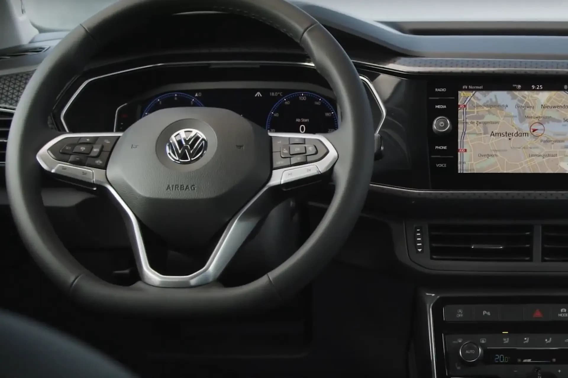 Volkswagen laat stukjes T-Cross zien