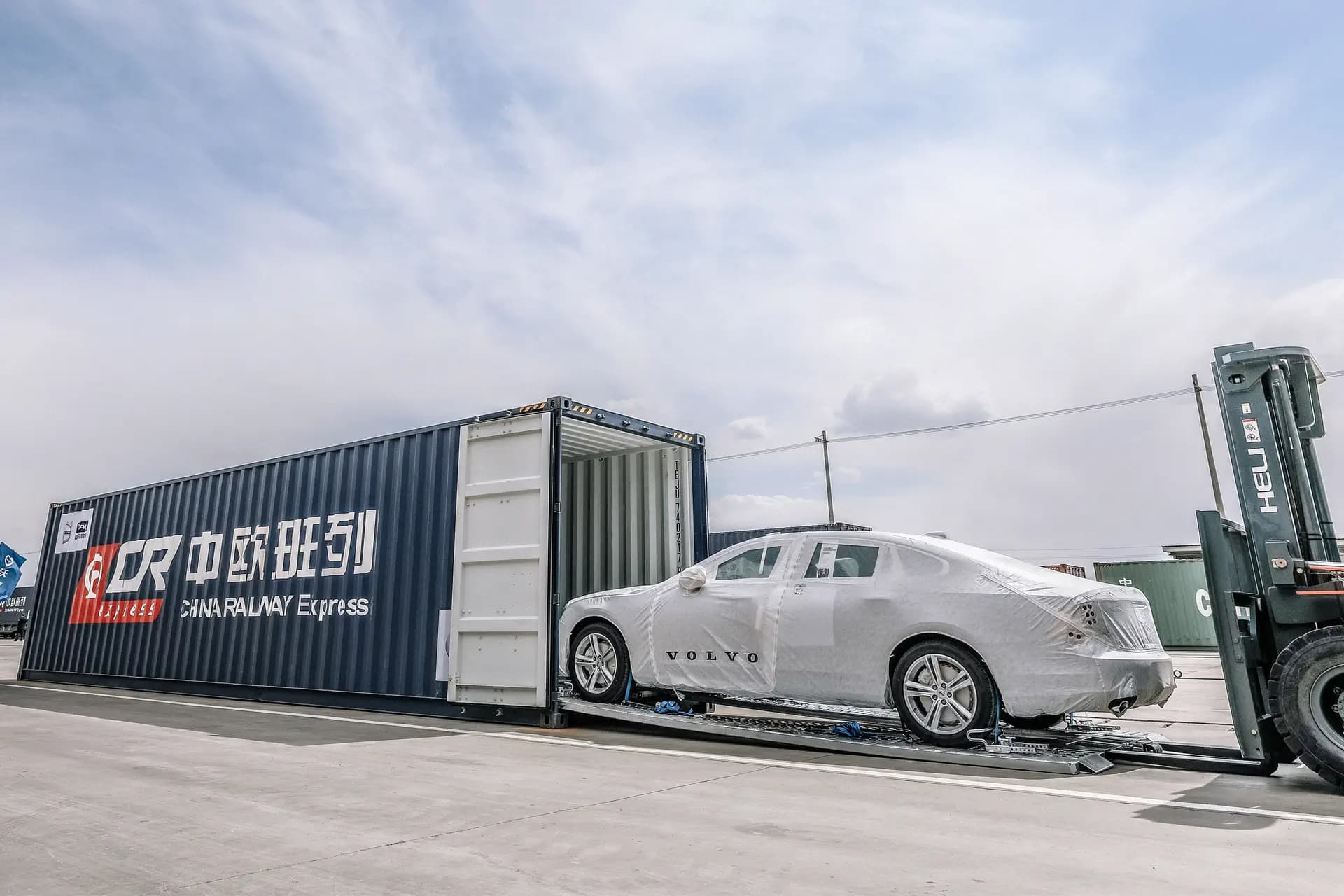 Eerste Volvo’s uit China komen eraan