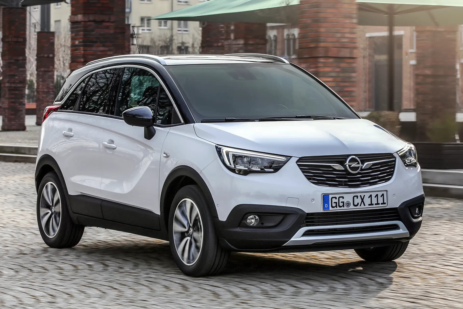 Private lease Opel cross-overs