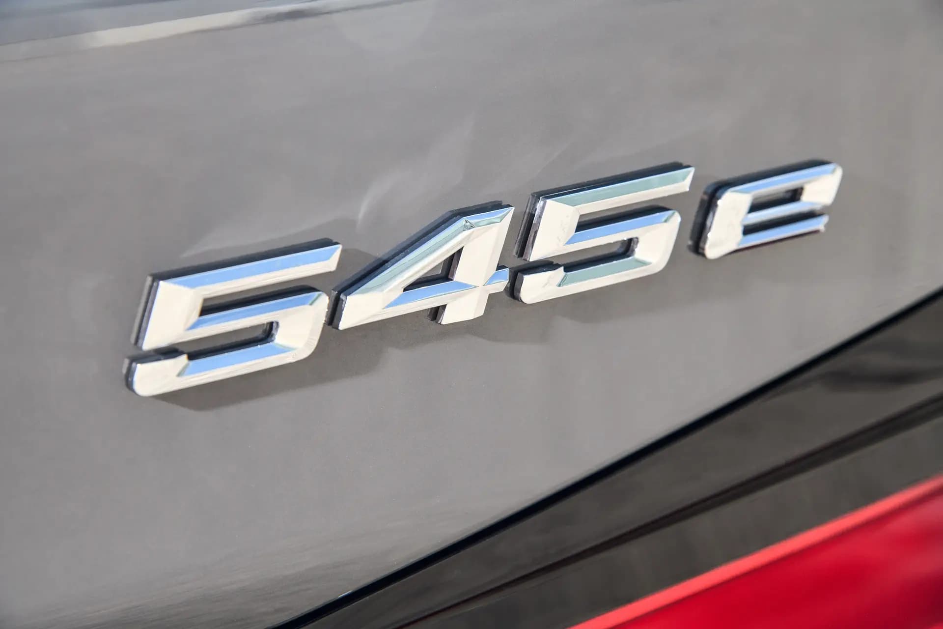 BMW 545e xDrive sedan: hybride topmodel