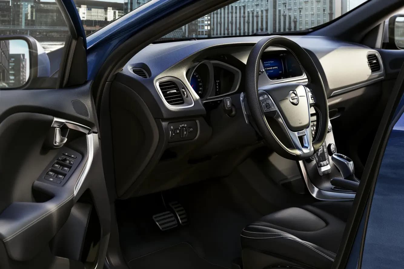 Volvo V40 (CC) Polar voordeel versies