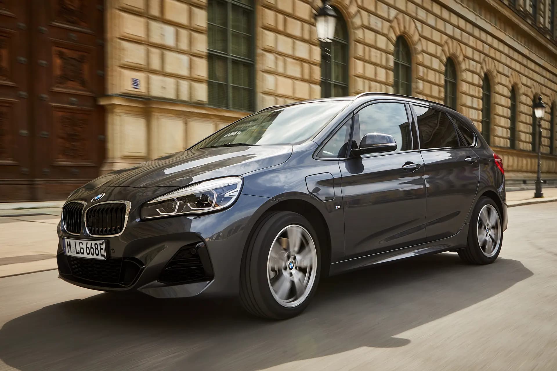 Ook BMW 225xe krijgt betere accu