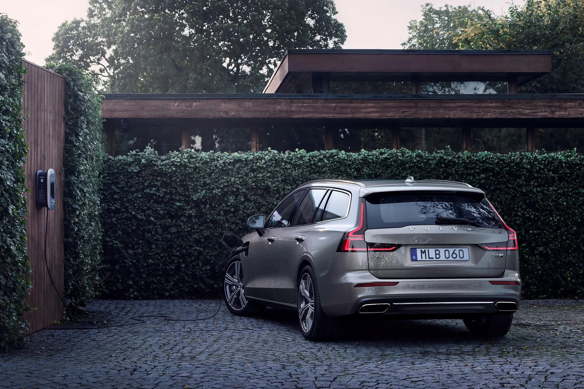 Een jaar lang gratis laadstroom bij aankoop Volvo plug-in hybride