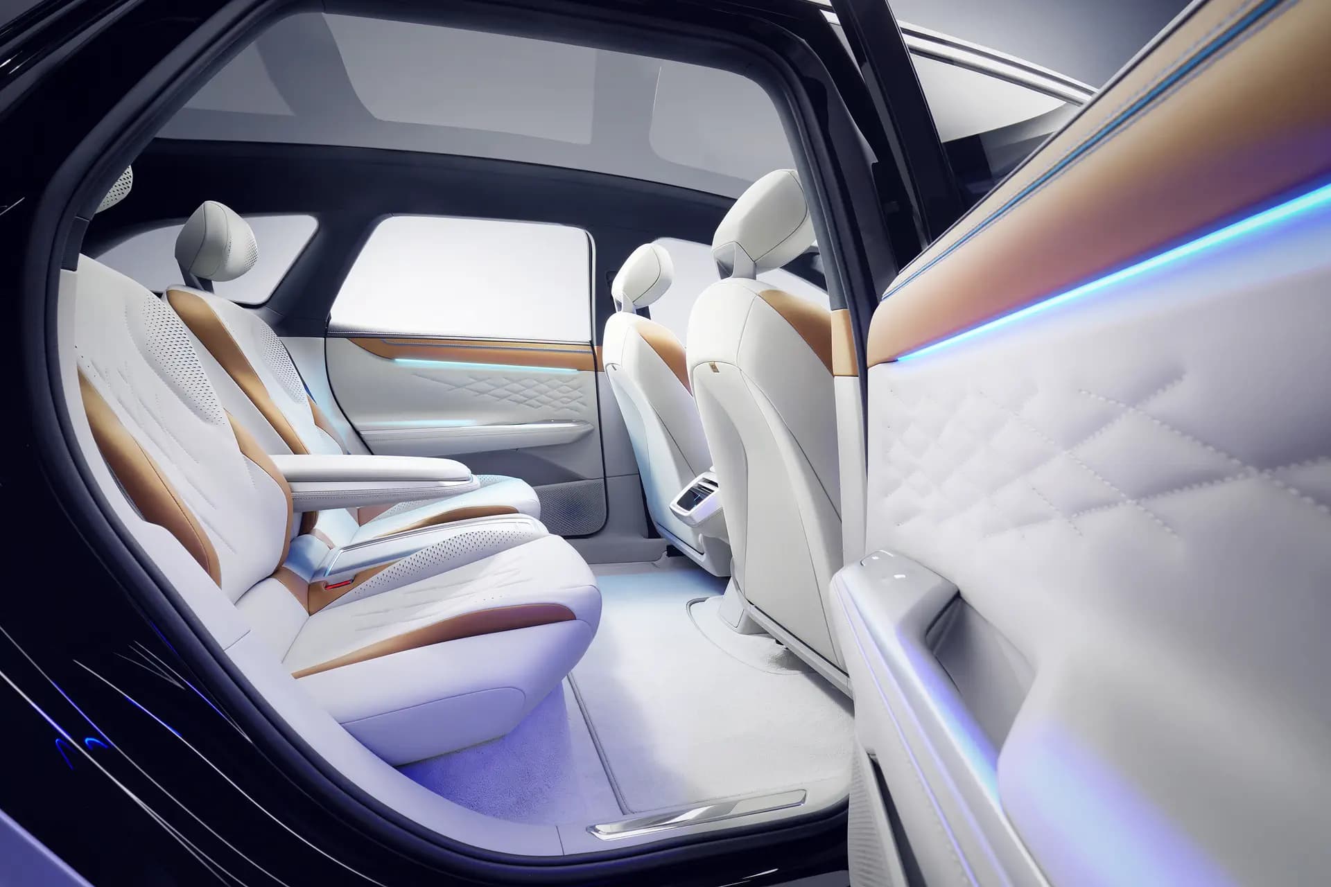 En dat is zeven: Volkswagen ID. Space Vizzion