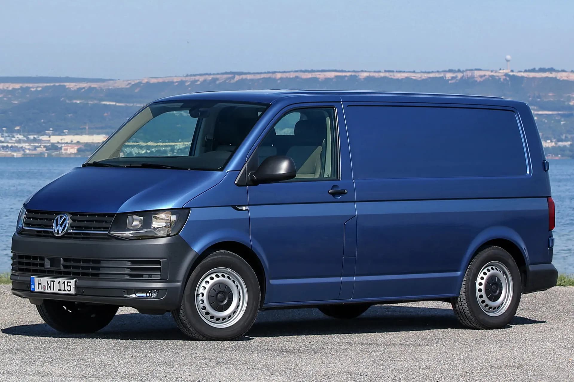Volkswagen Transporter Economy Business Edition