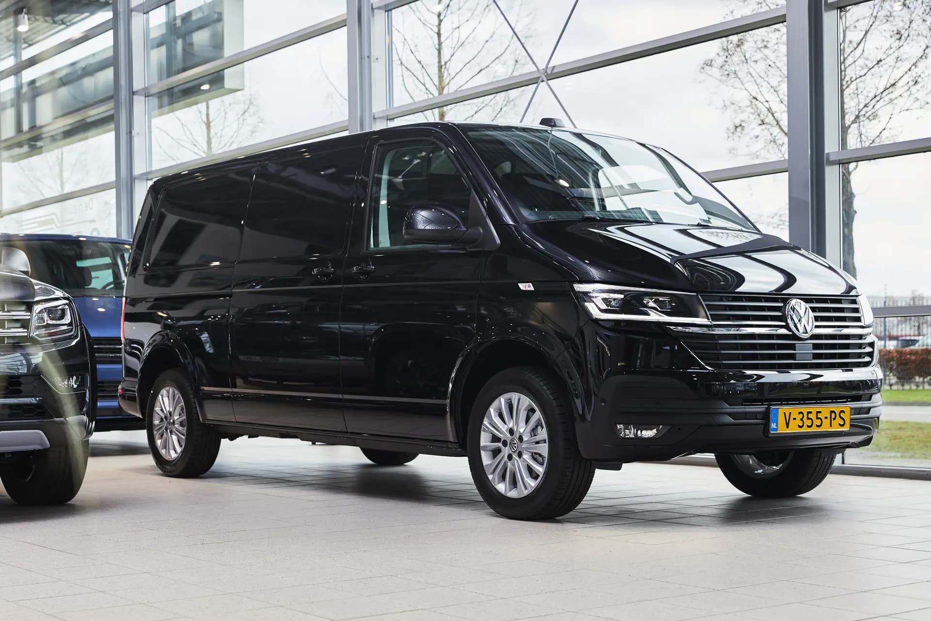 Volkswagen Transporter 6.1 nu in de showroom
