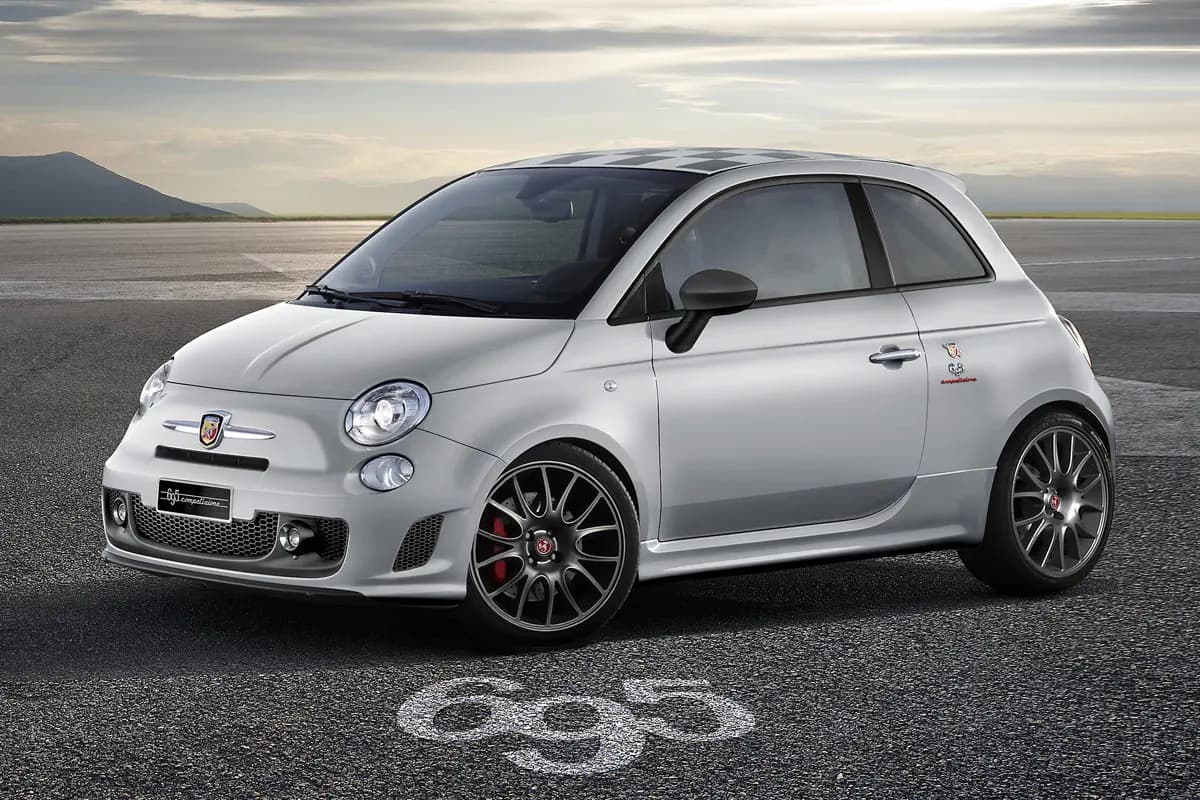 Abarth showt drie sportieve modellen