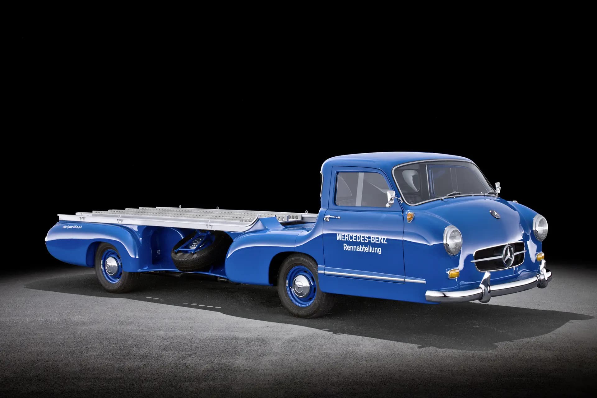 Silver Arrows: Mercedes-Benz Racing Cars of the 1950s