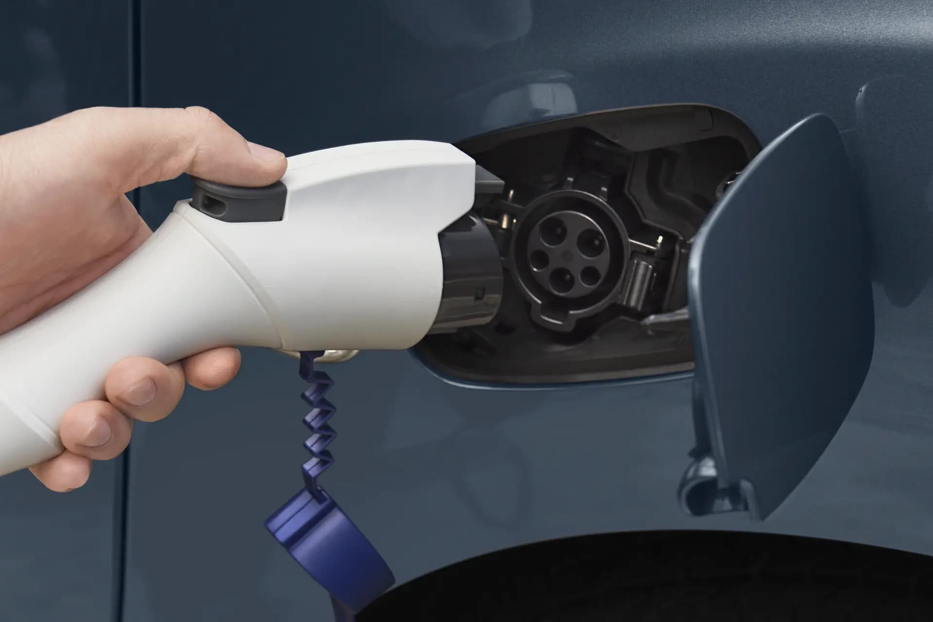 Peugeot: alleen kleine modellen volledig elektrisch