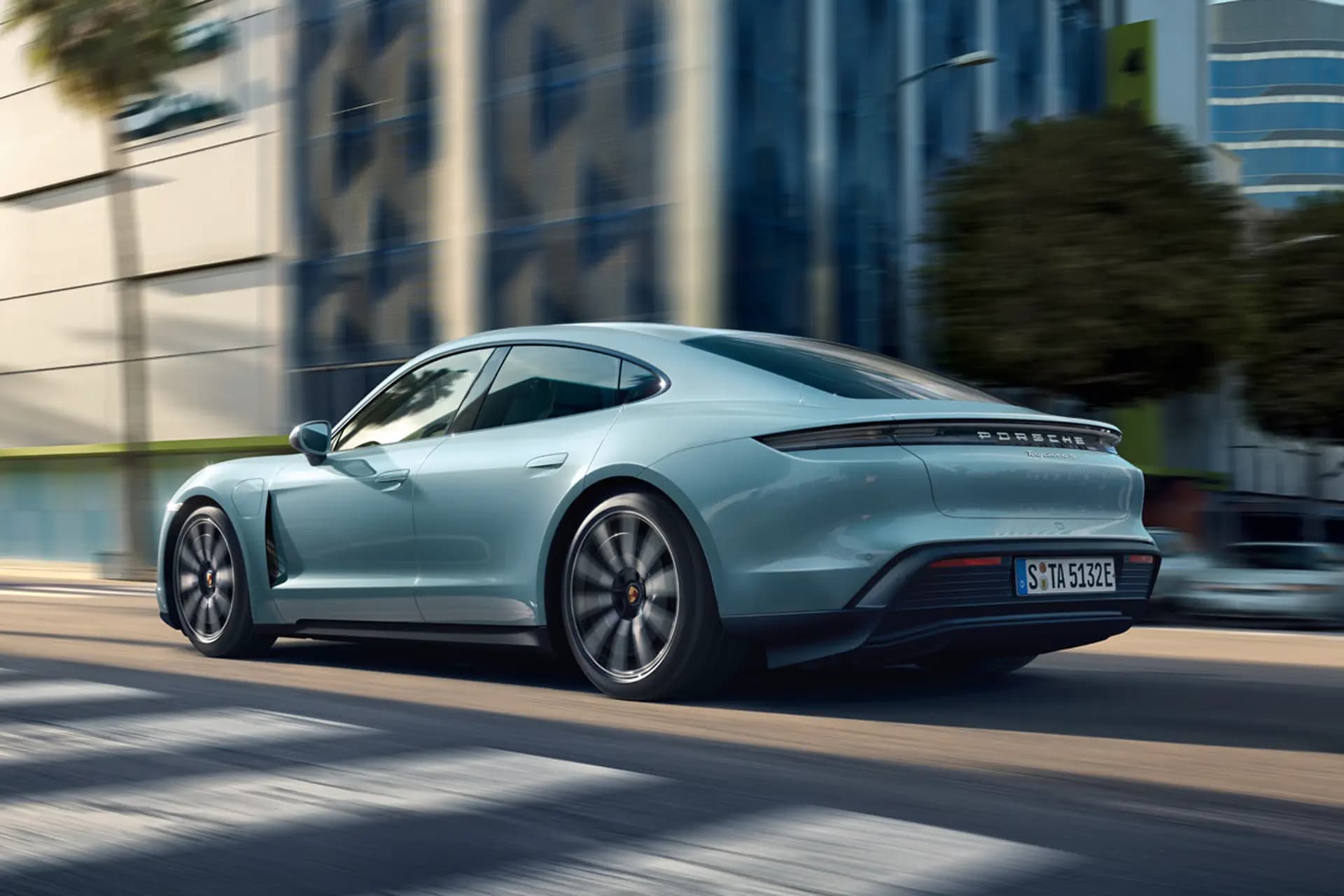 Nieuwe Porsche Taycan ondergaat laatste tests