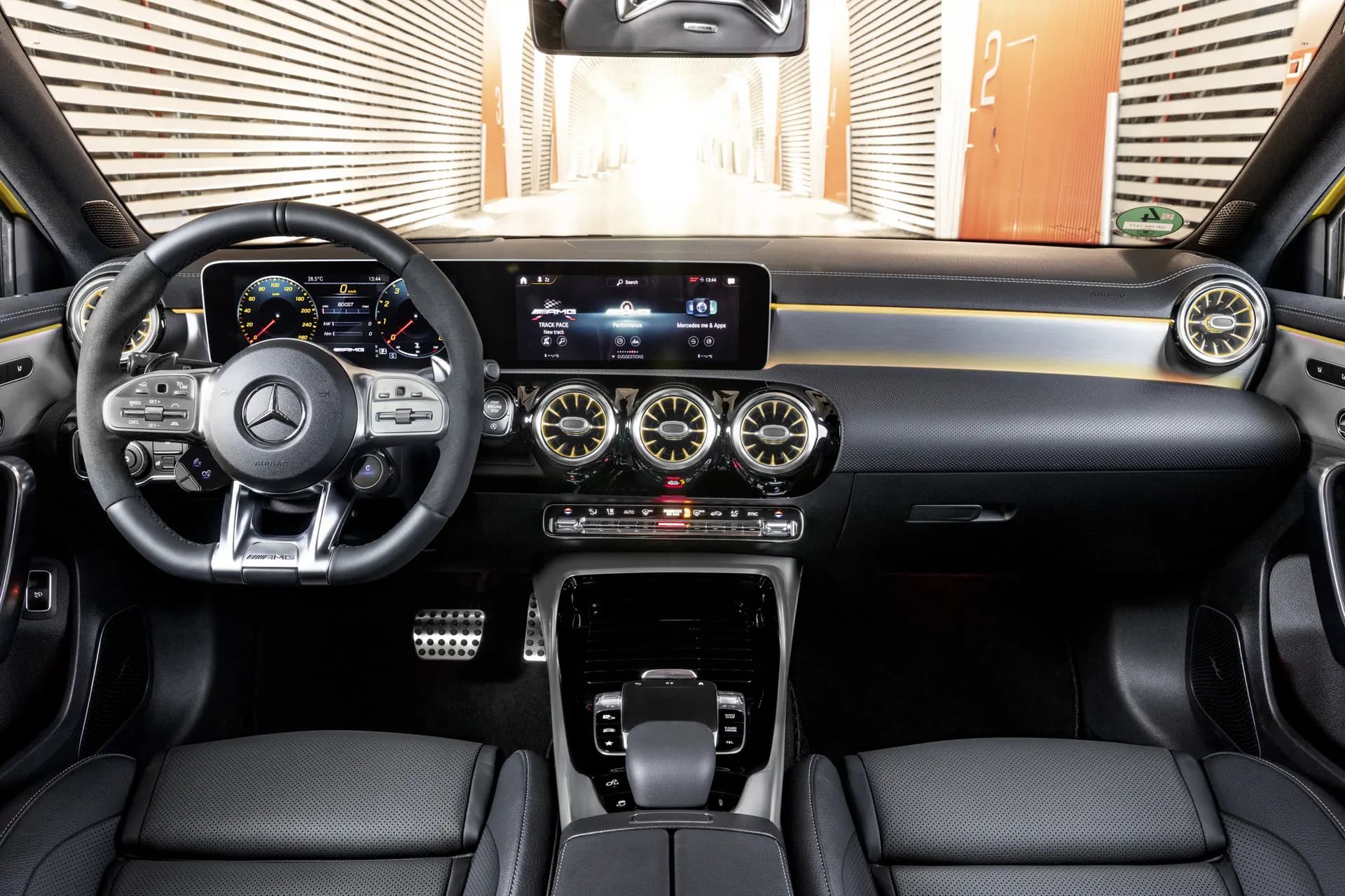 Mercedes-AMG A35 4Matic: voorspel