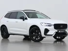 Volvo XC60 T6 Plug-in hybrid Ultra Black Edition | Trekhaak | Panoramadak | Head-Up | 360 Camera | Stoel+Stuurverwarming | 21 Inch