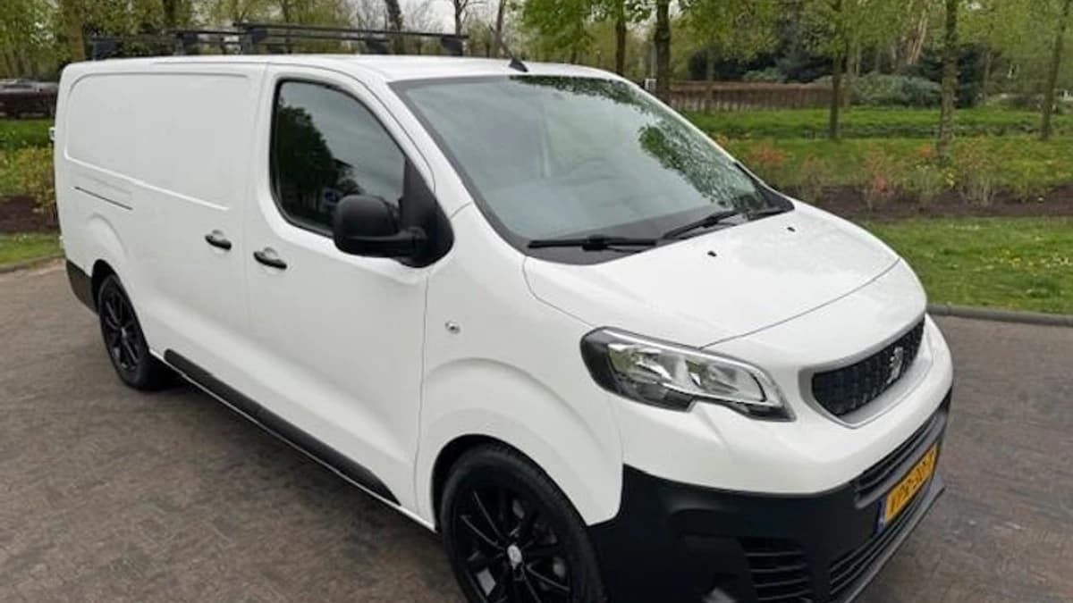 Peugeot Expert 2.0BlUEHDI/L3H1/AC/ACARPLAY/THAAK/DAKDRAGERS/18" — foto 1