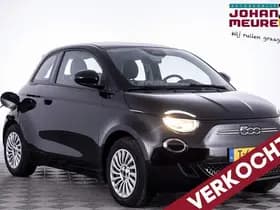 Fiat 500E Urban 42 kWh *SOH 97%* 1e Eigenaar .