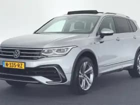 Volkswagen Tiguan Allspace 1.5 TSI 150pk DSG R-Line Business+ 7Pers. Camera Keyless Led Stoelverwarming Virtual Cockpit Panoramadak Navigatie