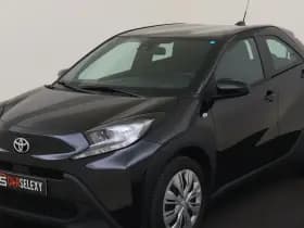Toyota Aygo X 1.0 VVT-i S-CVT Play
