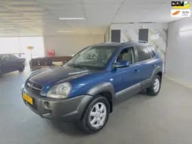 Hyundai meer Tucson 2.0i Dynamic Apk Nieuw,Airco,Cruise,N.A.P,Lm velgen,Trekhaak,2 sleutels+facturen!!!!