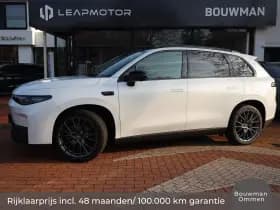 Leapmotor C10