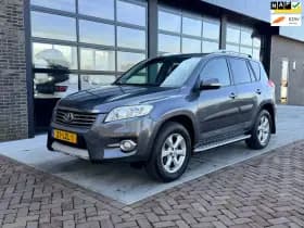 Toyota RAV4 2.0 VVTi Executive Business | Autom | 1/2 Leer | Navi |