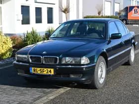 BMW 728I