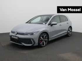 Volkswagen Golf (2025)