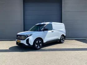 Ford E-Transit Courier