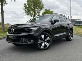 Volvo XC40 (2023)