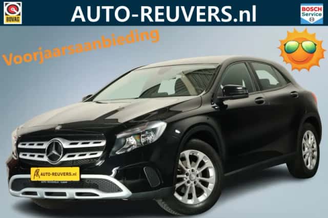 Mercedes-Benz GLA (2015)
